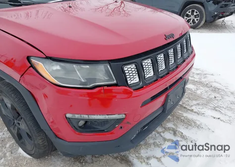 2019 Jeep Compass Altitude 4X4 z USA, uszkodzony, nr VIN 3C4NJDBB4KT812819